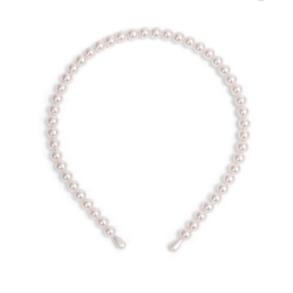 NWT PEARL HEADBAND white Pearl hair accessory
Pearls band